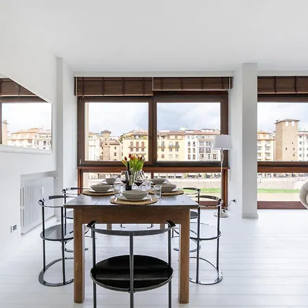 Ponte Vecchio Vista -floating On The Arno- Apartamento